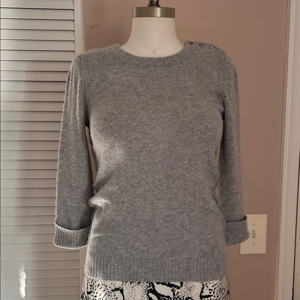 Agua gray cashmere crew neck long sleeve sweater size small